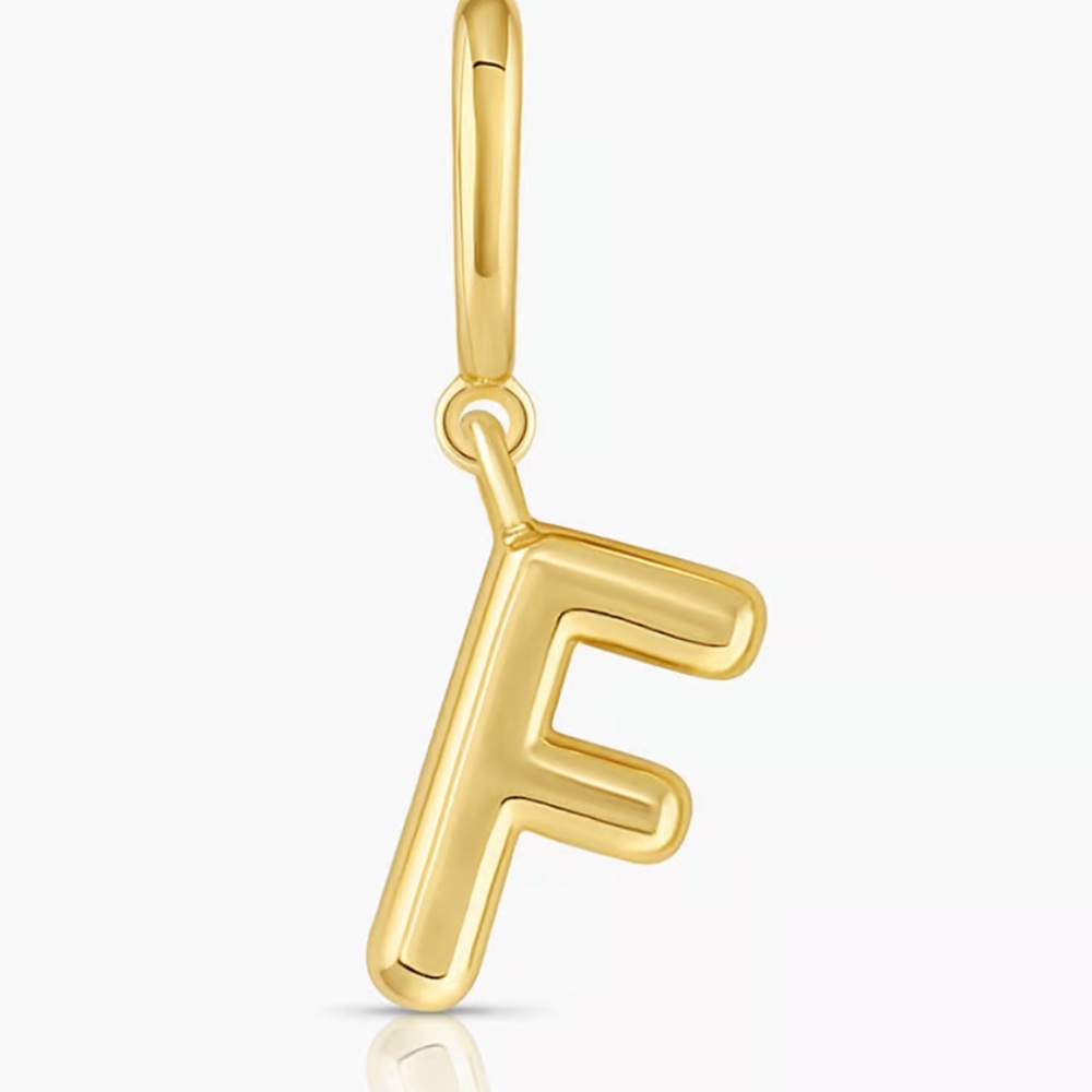 NWT gorjana alphabet helium Parker charm - Picture 5 of 13